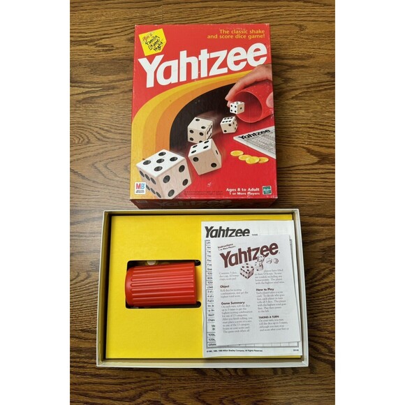 YAHTZEE Dice Game E950 1998 Milton Bradley - Picture 7 of 7